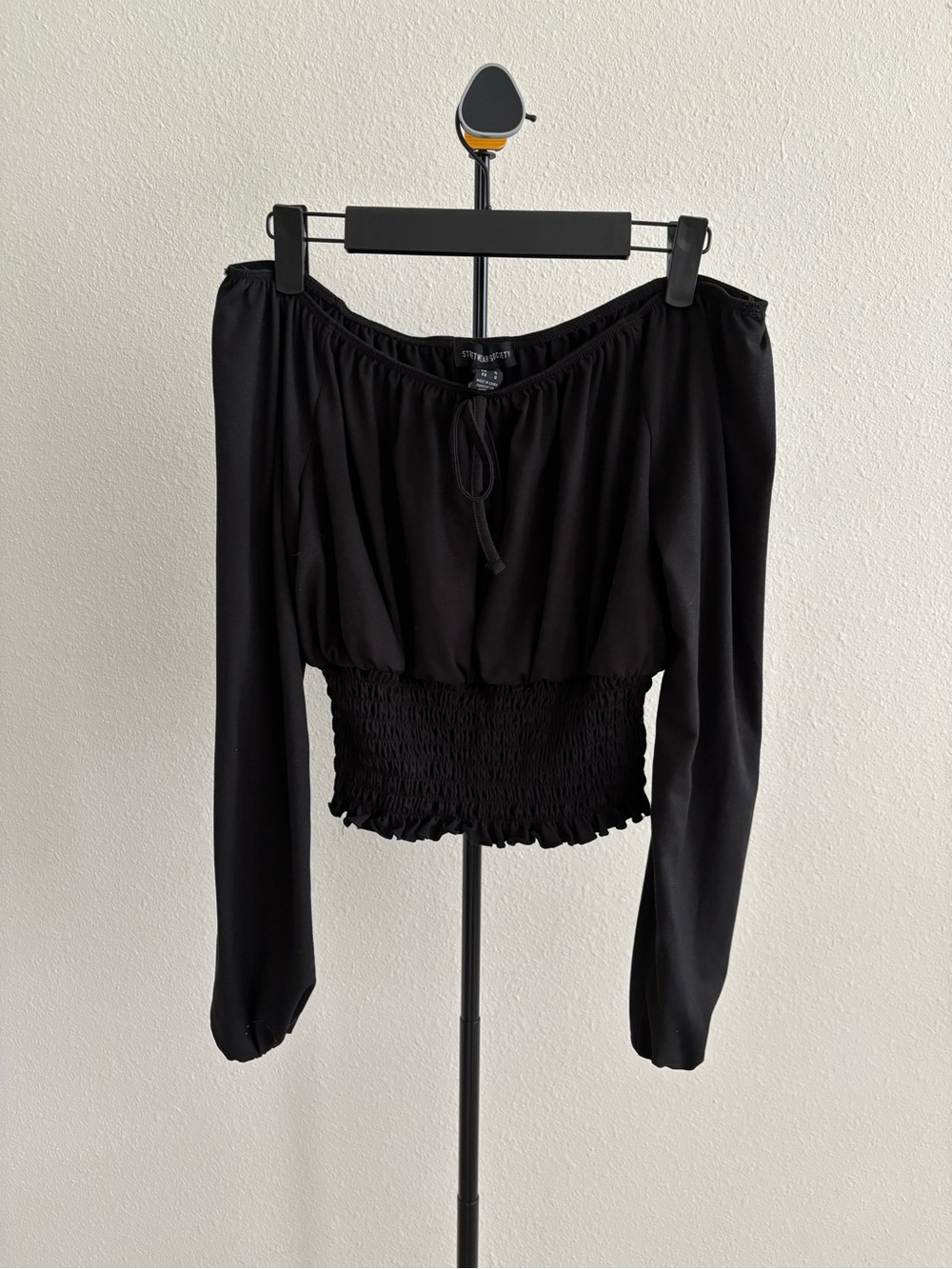 Streetwear Society Black Off Shoulder Crop Top Women’s Size L Long Sleeve Y2K
